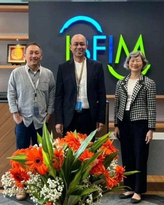 CEO IBFIM Bapak Yusry Yusoff, Bapak Tri Djoko Santoso dan CEO FPAM Ms. Linnet Lee